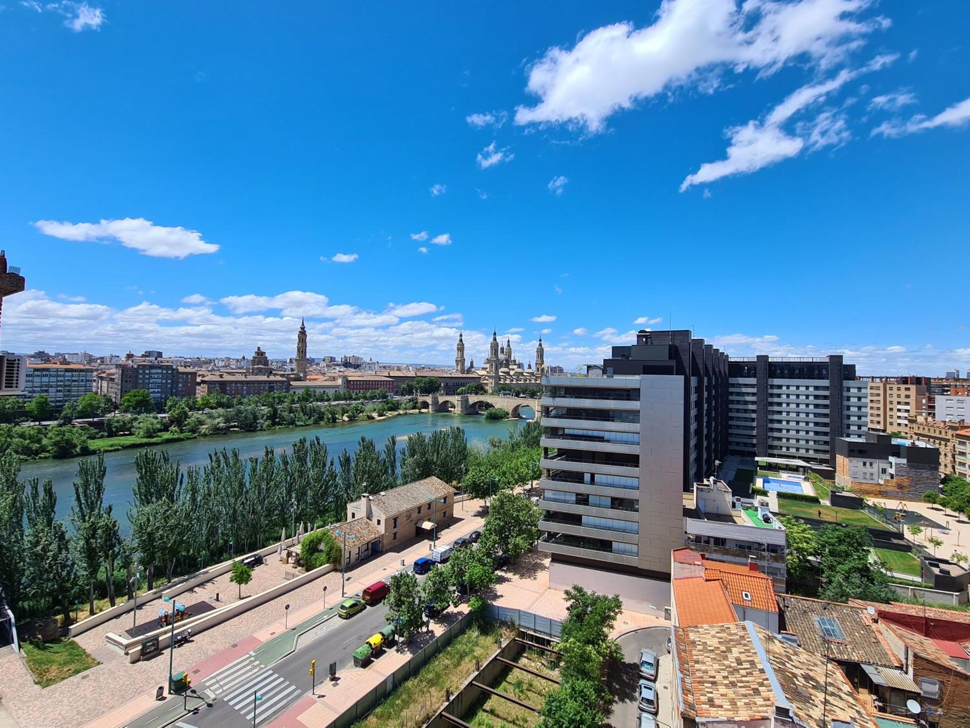 Apartmán Dos Torres Ribera Play & Relax Con Jacuzzi Y Cine Zaragoza Exteriér fotografie